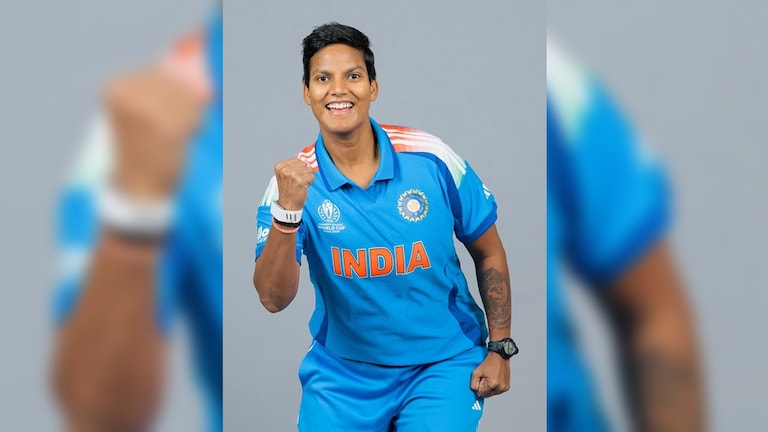 फाइनल पर 5 विकेट, 50 रन्स… क्या है आगरा की दीप्ति शर्मा की कहानी जिनकी शानदार परफॉर्मेंस ने इंडिया को दिलाया वर्ल्ड कप Deepti sharma