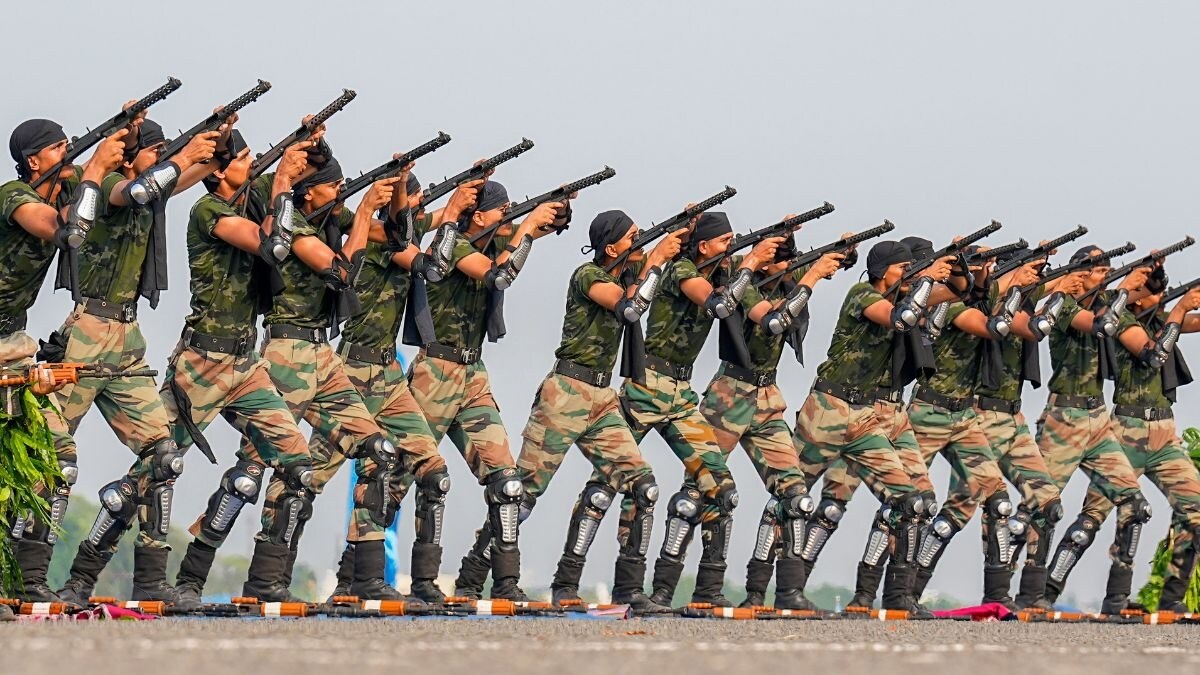 यूपी में अग्निवीर भर्ती का नया शेड्यूल आया, वाराणसी में 8 नवंबर से 12 जिलों के लिए भर्ती रैली शुरू UP Tak