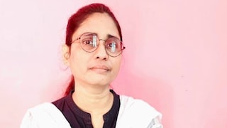 लंबे समय से दे रही थे चकमा आखिरकार पकड़ी गई 50000 की इनामी प्रियंका सिंह, इसके कारनामे पर बन जाएगा सिनेमा! UP Tak