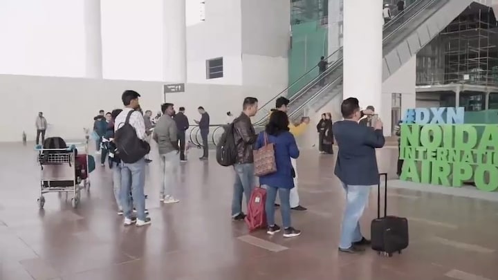नोएडा एयरपोर्ट के उद्धाटन से पहले जब यात्री बनाकर अंदर ले जाए गए लोग तो ये पता चला Noida International Airport Update