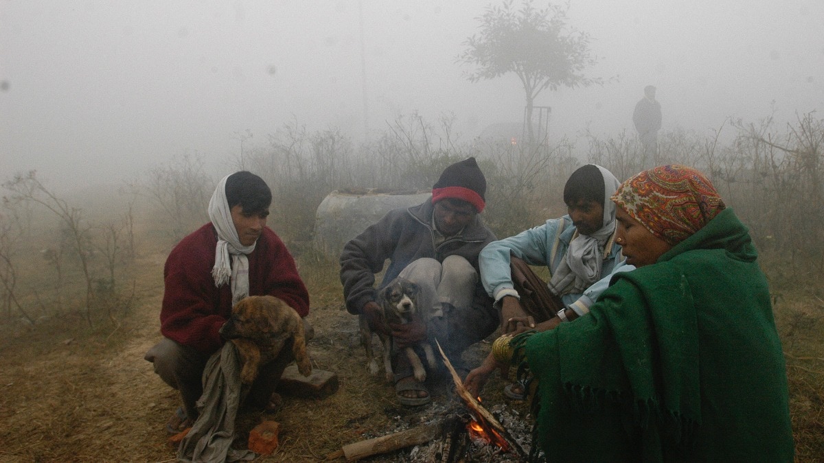 UP Weather update: कानपुर से लेकर मेरठ तक गिरा टेंप्रेचेर, यूपी में शीतलहर-कोहरे को लेकर IMD ने दिया ये अपडेट UP Weather Update