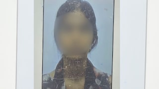 फोन पर बात हुई और फिर...ग्रेटर नोएडा में 22 वर्षीय युवती ने बिल्डिंग के 16वें फ्लोर से लगाई छलांग UP Tak