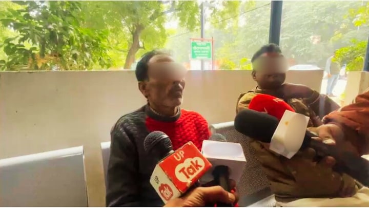 लखनऊ मुख्यमंत्री आवास के पास उन्नाव के यादव परिवार के 12 सदस्य आए जान देने, सभी पकड़े गए तो बताई ST-SC एक्ट वाली बात Lucknow, Lucknow News, Lucknow Chief Minister's residence, Lucknow CM Yogi's residence, Unnao, Lucknow Police, Lucknow Viral News, UP News, लखनऊ, लखनऊ न्यूज, लखनऊ मुख्यमंत्री आवास, लखनऊ सीएम योगी आवास, उन्नाव, लखनऊ पुलिस, लखनऊ वायरल न्यूज, यूपी न्यूज