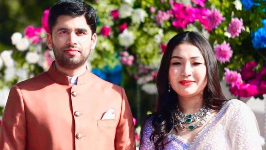 Akhilesh yadav cousin aryan and his wife to be