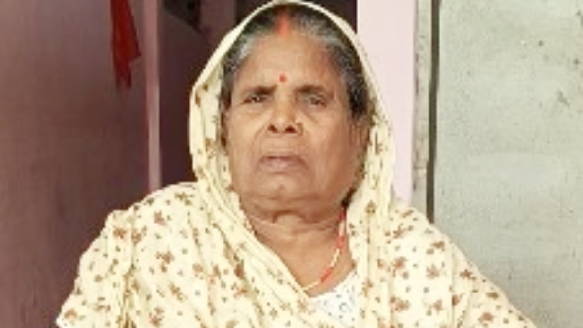 बेटे ने पहले डीप फ्रिजर में रखने को बोला फिर वृद्धाश्रम से शव बुला मरी मां को दफना दिया! 6 बच्चों वाली शोभा गुप्ता की कहानी Jaunpur, Jaunpur news, Jaunpur viral news, gorakhpur, gorakhpur news, gorakhpur viral news, up viral news, जौनपुर, गोरखपुर, यूपी न्यूज