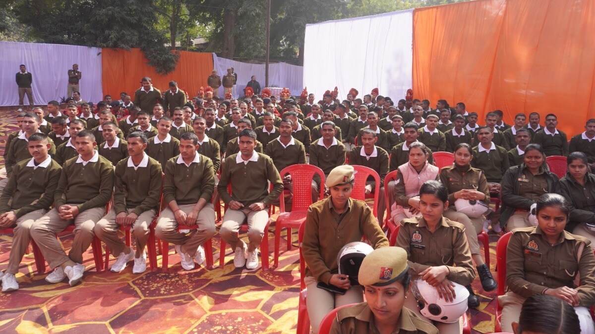 यूपी में होमगार्ड की 41424 पदों पर भारी भर्ती, इस तरह करें तैयारी तो नौकरी मिलने का चांस रहेगा ज्यादा UP Home Guard Bharti 2025