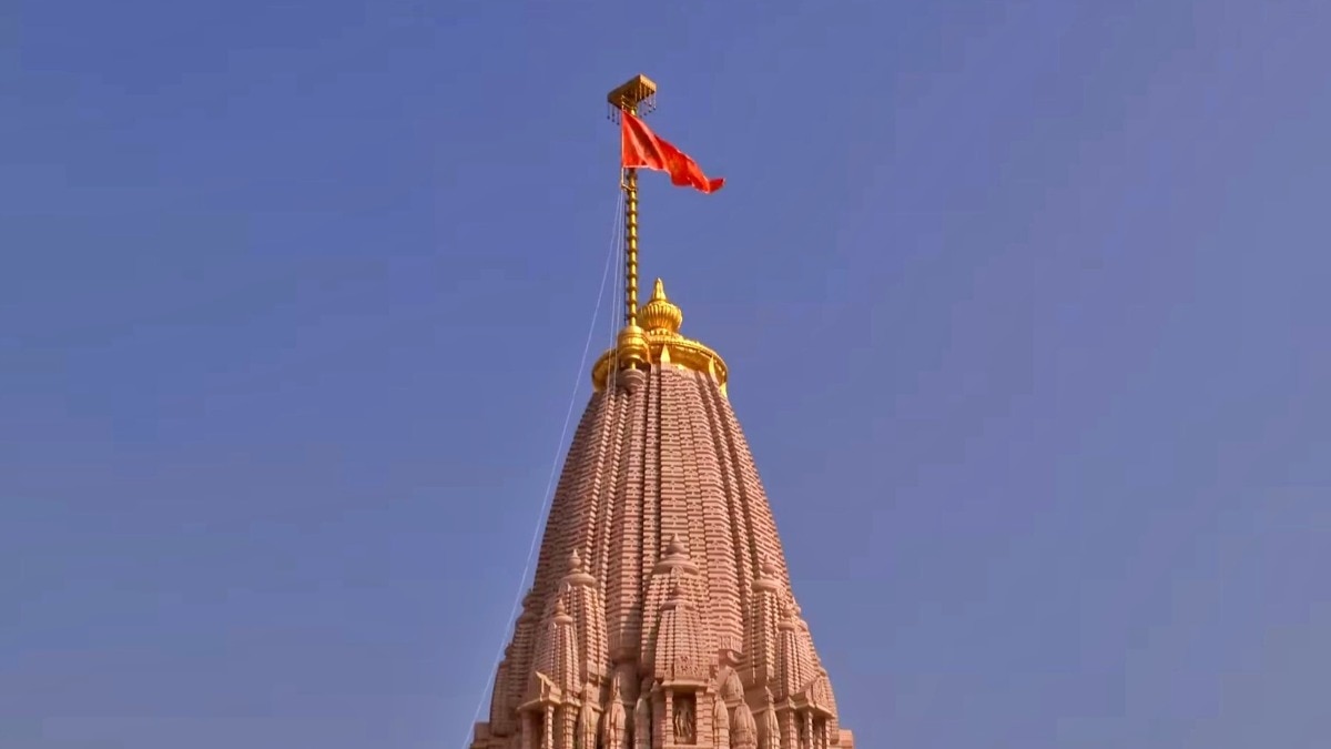 राम मंदिर के ध्वज की असली कहानी इसकी डिजाइन बनाने वाले ललित मिश्रा ने बताई