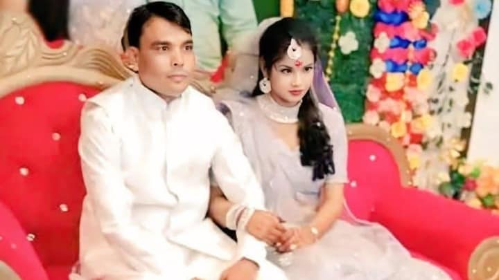 SIR में काम कर रहे लेखपाल सुधीर की 30 घंटे बाद उठ पाई बॉडी, सगाई की ये तस्वीर देख देख चीत्कार कर रहा परिवार Sudhir picture during his engagement ceremony