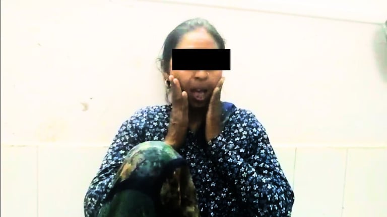 औरैया की इंककला देवी ने जैसे ही खाया गोलगप्पा खुला का खुला रह गया जबड़ा, इलाज से भी नहीं मिल रहा आराम तस्वीर में इंककला देवी.