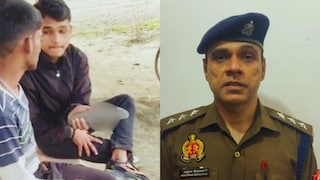 अभय यादव और मुकेश यादव ने चप्पल पर थूककर उसे अभिषेक विश्वकर्मा से चटवाया, बेल्टों से भी पीटा फिर ये हुआ Deoria, Deoria News, Deoria Viral News, Deoria Viral Video, UP News, UP Viral News, UP Police, देवरिया, देवरिया न्यूज, देवरिया वायरल न्यूज, देवरिया वायरल वीडियो, यूपी न्यूज, यूपी वायरल न्यूज, यूपी पुलिस