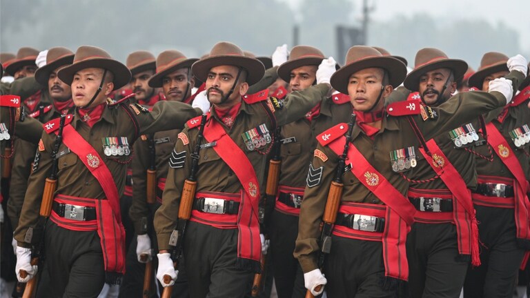 कॉन्स्टेबल के 25 हजार से अधिक पोस्ट पर निकली भर्ती, लास्ट डेट से पहले कर लें काम SSC Constable Bharti News