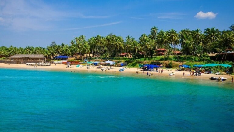 न्यू ईयर पर लखनऊ से गोवा का धांसू टूर प्लान लेकर आया IRCTC, पैकेज और पूरी ऑफरिंग जानिए कम बजट में गोवा की यात्रा