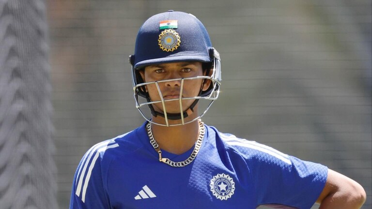 इस एक बॉलर से पिछली 6 पारियों में 4 बार आउट हुए यशस्वी जायसवाल, यूपी के इस खिलाड़ी की भारी फजीयत Yashasvi Jaiswal