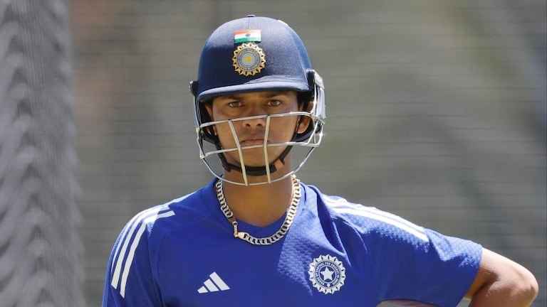 इस एक बॉलर से पिछली 6 पारियों में 4 बार आउट हुए यशस्वी जायसवाल, यूपी के इस खिलाड़ी की भारी फजीयत Yashasvi Jaiswal