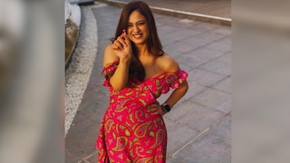 2 बच्चों की मां श्वेता तिवारी संस्कारी बहु से बन गईं ग्लैमरस डीवा, ऑफ शोल्डर ड्रेस में एक्ट्रेस ने गिराई बिजली UP Tak