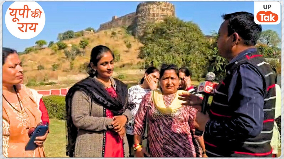 इधर अखिलेश यादव ने किया 40000 देने का वादा तो झांसी की महिलाओं ने कह दी ये बड़ी बात UP Tak