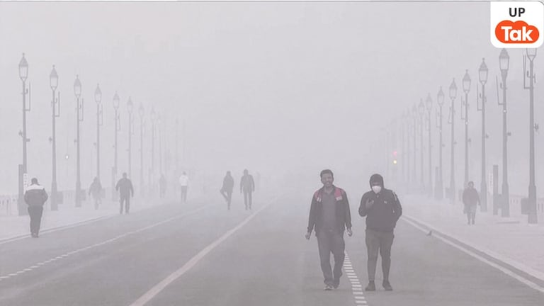 जहरीले स्मॉग और कोहरे ने बिगाड़ा नोएडा, गाजियाबाद पूरे NCR का हाल... AQI के लेटेस्ट डेटा डराने वाले UP Tak