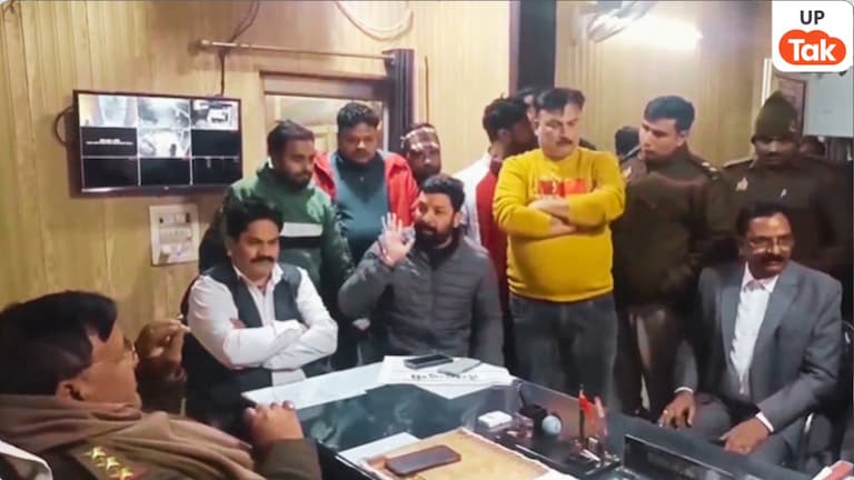 हिंदू लड़की को छेड़ रहा था फैसल…ये कहते हुए BJP नेता पहुंच गए थाने फिर पुलिस जांच में अलग ही कहानी निकली Meerut, Meerut News, Meerut Crime, Meerut Crime News, Meerut Police, Meerut Viral News, UP News, UP Crime, UP Crime News, UP Police, Molestation, मेरठ, मेरठ न्यूज, मेरठ क्राइम