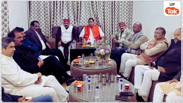 यूपी में 52 ब्राह्मण विधायकों की बैठक की इनसाइड स्टोरी, ये 'पंडित सियासत' किसकी टेंशन बढ़ाएगी? Brahmin meeting in lucknow