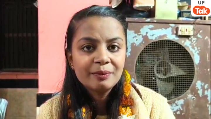 कौन हैं फतेहपुर की आस्था उमर जिन्होंने KBC में जीते 12.50 लाख रुपये... क्या करेंगी वो इस रकम का? खुद दिया जवाब UP Tak