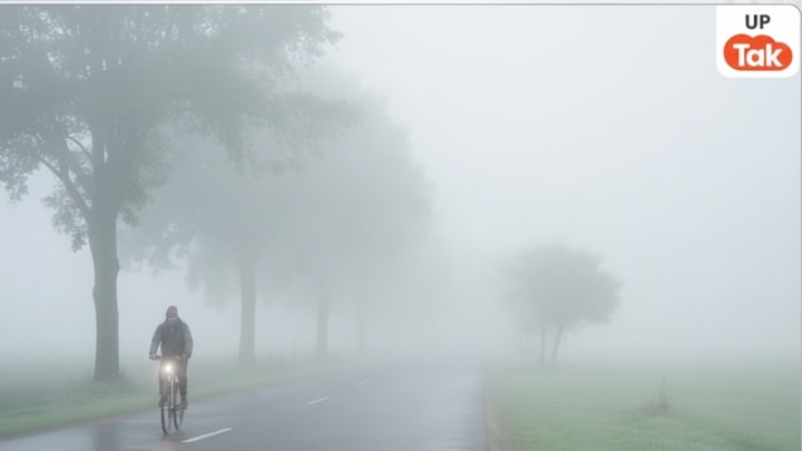 UP Weather Update: 1 जनवरी 2026 को होगी भीषण कोहरे के साथ शुरुआत... इन 35 जिलों में चेतावनी जारी UP Weather Update