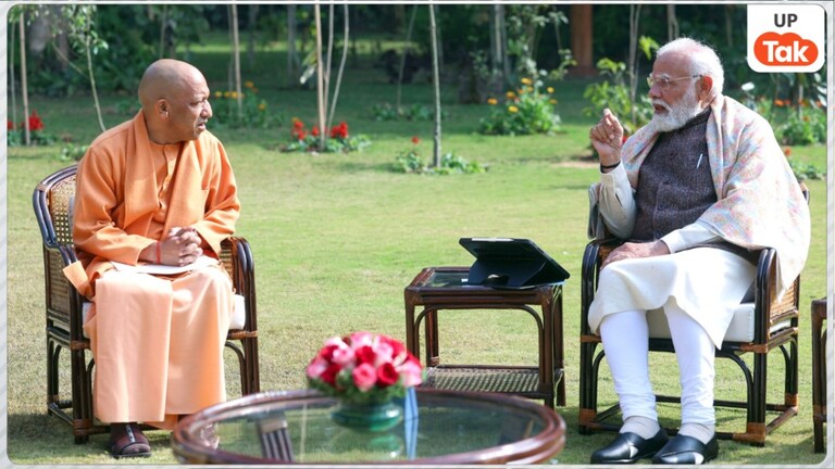 PM मोदी से हुई सीएम योगी आदित्यनाथ की मुलाकात, इस बीच तस्वीरों में क्या दिखा? PM Modi and CM Yogi