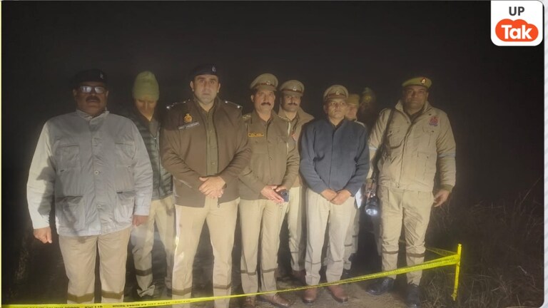 6 महीने तक लड़की संग किया था गंदा काम! सहरोज खान के पीछे लगे एएसपी अनुज चौधरी तो अब पछता रहा वो Firozabad, Firozabad News, Firozabad Crime, Firozabad Police, Anuj Chaudhary, ACP Anuj Chaudhary, UP News, UP Crime News, फिरोजाबाद, फिरोजाबाद न्यूज, फिरोजाबाद क्राइम, फिरोजाबाद पुलिस, अनुज चौधरी, एसीपी अनुज चौधरी