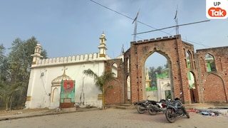 संभल में अब दादा मियां मजार के पास बनी मस्जिद को हटाने का फरमान! इस बीच मुतवल्ली 800 साल पुराना किस्सा ले आए UP Tak