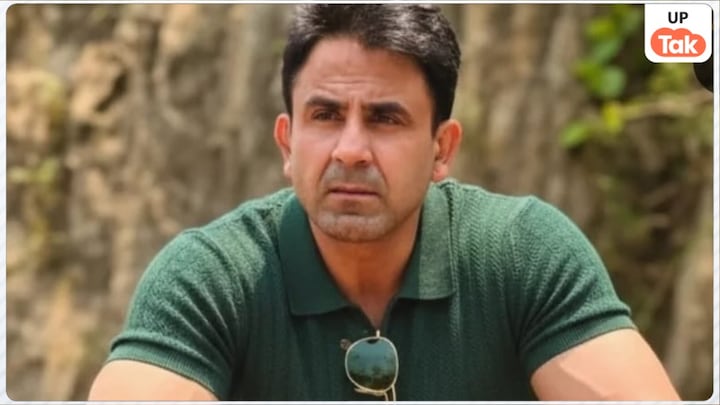 FIR के आदेश के बाद ASP अनुज चौधरी ने लगाई गोरखनाथ मंदर में हाजिरी, CM योगी तक पहुंचाया कोई संदेश? Photo: Anuj Chaudhary