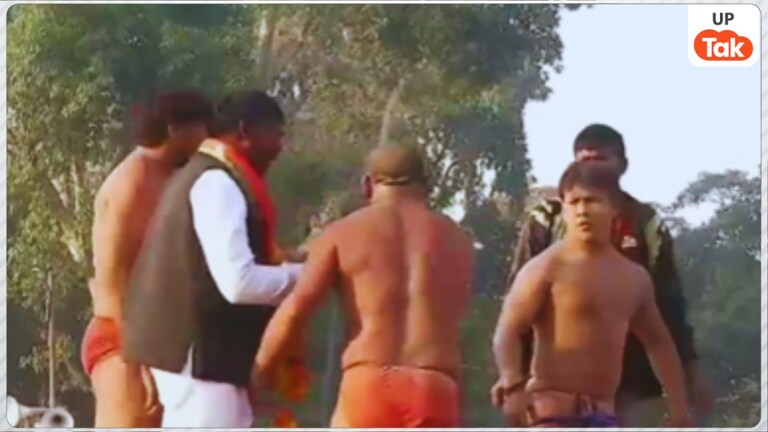 BJP के पूर्व विधायक राघवेंद्र प्रताप सिंह पहलवान का खतना चेक करने को क्यों कहने लगे? पुलिसवालों को ही सौंपा ये काम! Siddharthnagar Dangal Controversy,