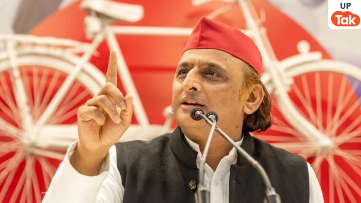 अखिलेश यादव ने बताया घर में उनके पास कितनी गाय? और भाजपा को भी गजब लपेट लिया Akhilesh Yadav, Akhilesh Yadav News, Akhilesh Yadav on Cow, Akhilesh Yadav on Cows, up news, samajwadi party, up news, up politics, up bjp, bjp, अखिलेश यादव, अखिलेश यादव न्यूज