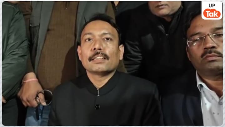 शंकराचार्य के अपमान से नाराज होकर इस्तीफा देने वाले मजिस्ट्रेट अलंकार अग्निहोत्री को DM ने बुलाया फिर बंद कमरे में 2 घंटे ये हुआ Magistrate Alankar Agnihotri