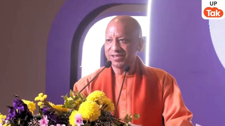 पुलिस को हमने इसलिए पिस्तौल दी... यूपी में एनकाउंटर में उठने वाले सवालों पर सीएम योगी ने दे दिया सीधा जवाब UP Tak