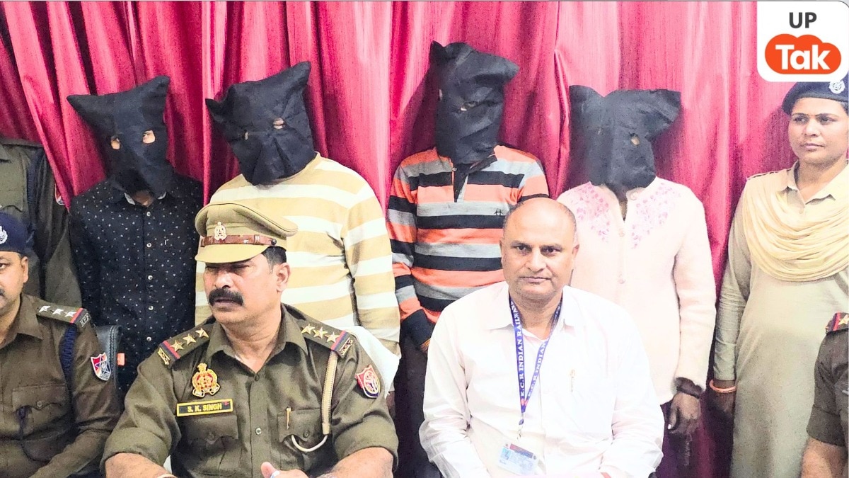 नशीला दूध पिलाते फिर न्यूड फोटो भेज करते थे सौदा, चंदौली में इस तरह हुआ बच्चा बेचने वाले गैंग का भंडाफोड़