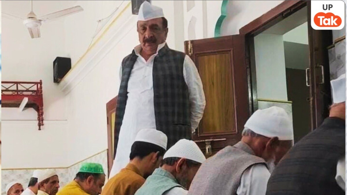 संभल सपा MLA इकबाल महमूद अयातुल्ला खामेनेई के लिए रो दिए…मस्जिद से आया ये वीडियो वायरल Sambhal SP MLA Iqbal Mahmood, MLA Iqbal Mahmood, Iqbal Mahmood VIDEO, UP NEWS, Ayatollah Khamenei, Ayatollah Khamenei News, up news, up viral news, up viral video