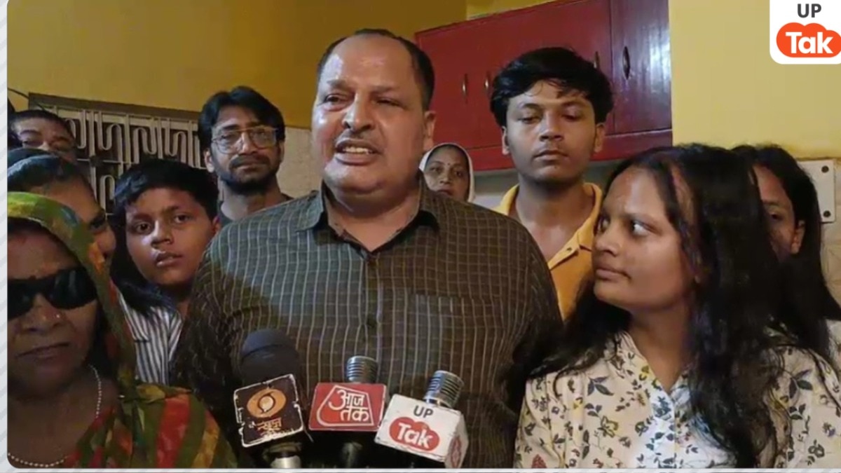 बुलंदशहर के चतुर्थ श्रेणी कर्मचारी की बेटी बनी IAS... कहानी शिखा सिंह की जिन्होंने दूसरे ही प्रयास में हासिल की रैंक-113