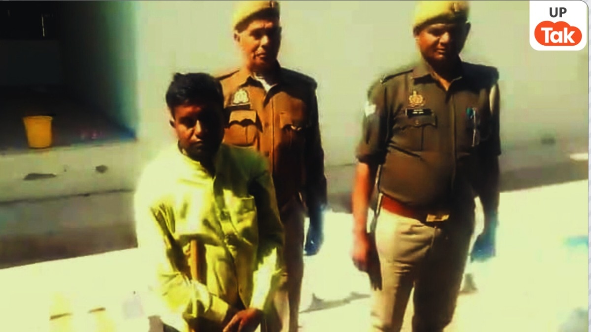 आगरा का केमिस्ट्री टीचर मनोज कुमार अपनी ‘नॉलेज’ से खेल रहा था खतरनाक खेल, इसके यहां से जो मिला, सभी रह गए सन्न