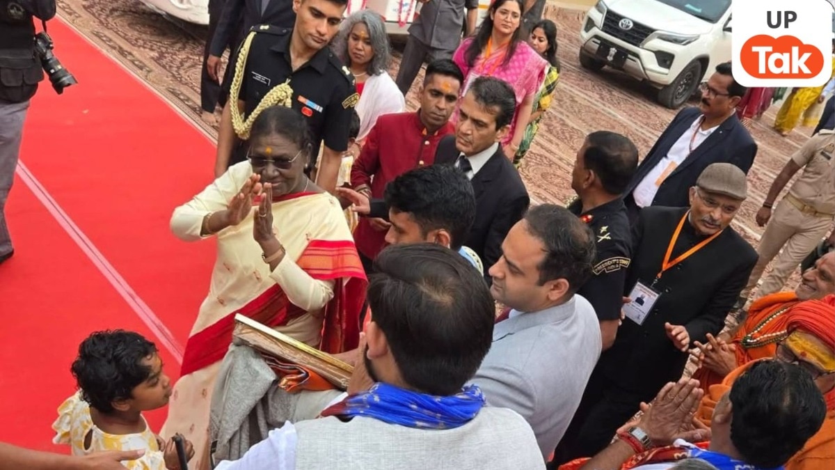 राष्ट्रपति द्रौपदी मुर्मू ने गोवर्धन में की परिक्रमा, पूजा-अर्चना कर लिया आशीर्वाद