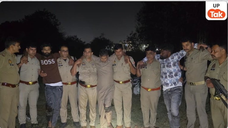 बरेली में लापरवाही पर 7 पुलिसकर्मी सस्पेंड, गौतस्करों से मुठभेड़ में 3 बदमाशों के पैरों में लगी गोली, एक सिपाही भी घायल Bareilly Police Action