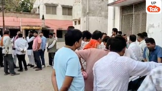 बलिया में सड़क किनारे ट्रक पार्किंग विवाद ने ली एक की जान, दो पक्षों में जमकर हुई मारपीट Ballia, Ballia News, Ballia Viral News, Ballia Police, Ballia Crime, Ballia Latest News, Ballia News, Ballia News, Ballia Fight, बलिया, बलिया न्यूज, बलिया वायरल न्यूज, बलिया पुलिस, बलिया क्राइम, बलिया लेटेस्ट न्यूज, बलिया की खबर