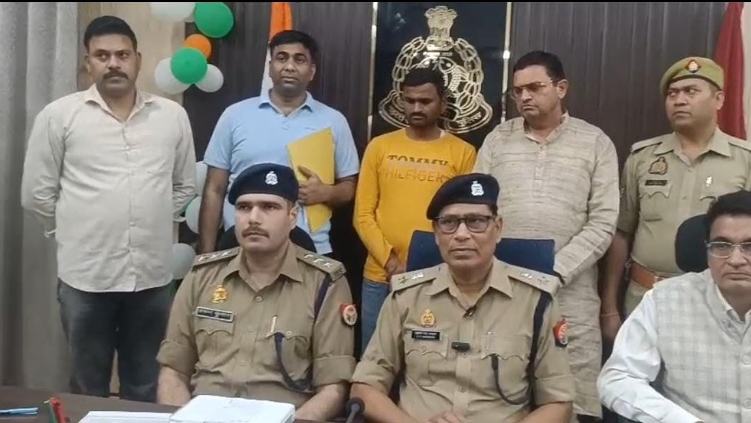 मुरादाबाद में SIT की बड़ी कामयाबी, 5 राज्यों में फैला GST चोरी का नेटवर्क ध्वस्त; मास्टरमाइंड 'भूरा प्रधान' गिरफ्तार 