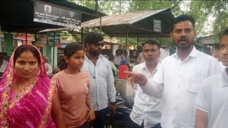 Raebareli News Land Registry Dispute: रायबरेली में शराब के नशे में पति से जमीन हड़पने की कोशिश, पत्नी ने बच्चों संग पहुंचकर रुकवाई रजिस्ट्री UP Tak