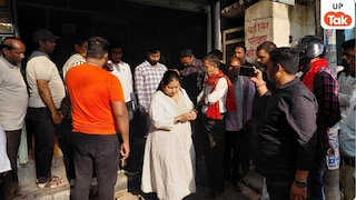 Ballia Health Department News: बलिया में स्वास्थ्य विभाग की ताबड़तोड़ रेड: फर्जी अस्पताल बेनकाब, कई संचालक शटर गिराकर फरार UP Tak