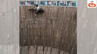 Ballia Fair Accident: बलिया में ‘मौत का कुआं’ बना हादसे का गड्ढा: जर्जर लकड़ियों के चलते बाइक सवार गिरा, हालत नाजुक UP Tak