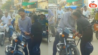 फतेहपुर के अमन सैय्यद उर्फ जार्डन ने सरेआम युवती को रोका फिर करने लगा बदतमीजी… अब उसे ये बेशर्मी खूब भारी पड़ गई Fatehpur, Fatehpur News, Fatehpur Viral News, Fatehpur Police, Fatehpur Viral Video, Fatehpur Crime, UP News, UP Viral Video, फतेहपुर, फतेहपुर न्यूज, फतेहपुर वायरल न्यूज, फतेहपुर पुलिस, फतेहपुर वायरल वीडियो