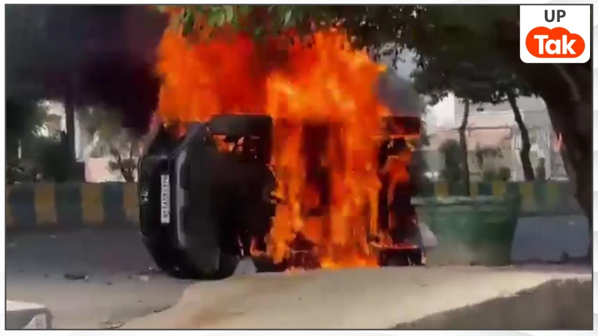 प्रशासन के आश्वासन के बाद भी नोएडा में उग्र क्यों हुए मजदूर और फूंक दी गाड़ियां, पूरा मामला समझिए