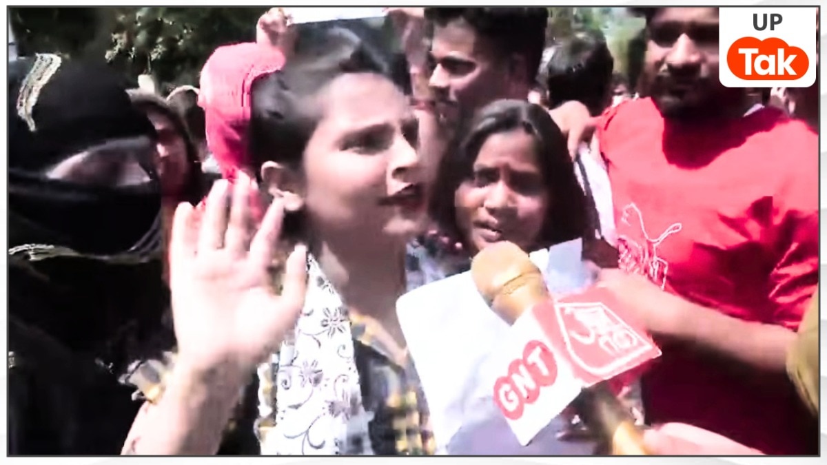 Noida Workers Protest