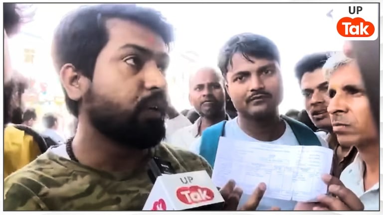 कागज में सैलरी कुछ और हाथ में बस 11000... नोएडा के आंदोलनकारी मजदूर चाहते क्या हैं? UP Tak