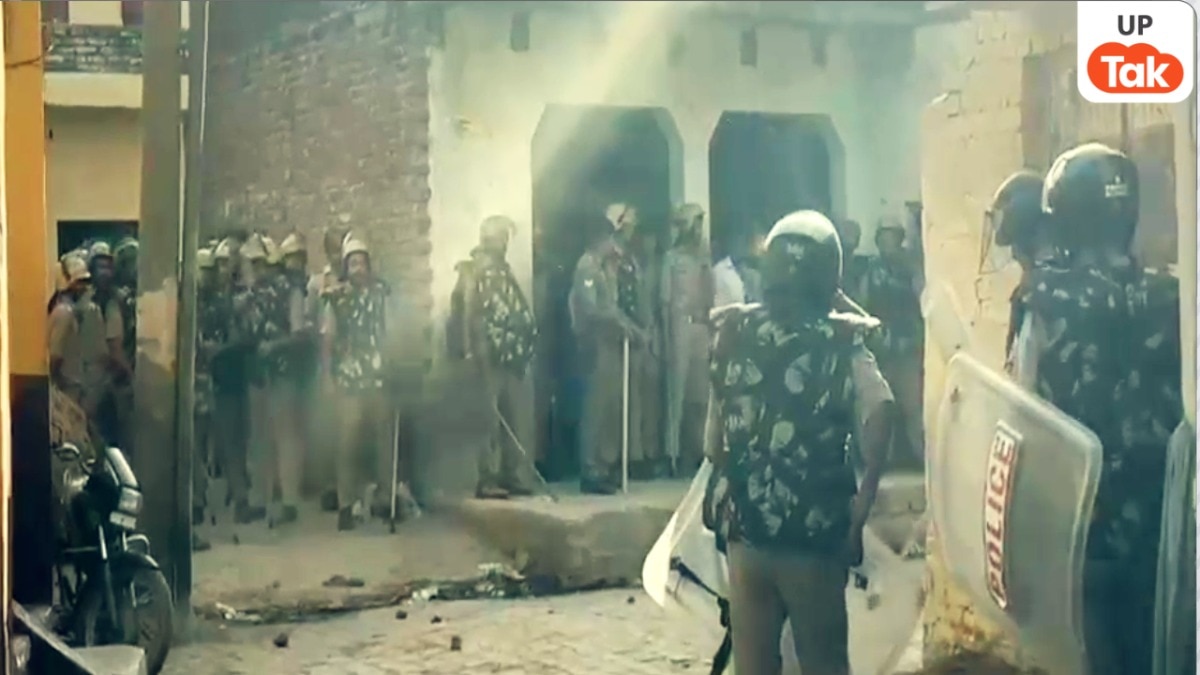 Kasganj, Kasganj News, Kasganj Police, Kasganj Violence, Ruckus during Ambedkar Shobha Yatra in Kasganj, Violence between Dalits and Yadavs, UP News, UP Viral News, कासगंज, कासगंज न्यूज