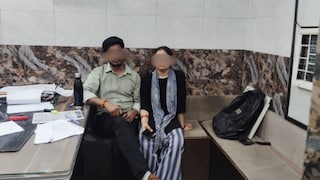 Mathura News: सगे मौसा-मौसी के बच्चों ने आपस में कर ली शादी, अब लड़की का परिवार लगा रहा थाने के चक्कर Mathura News